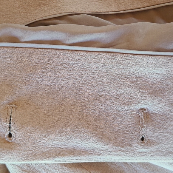 Ann Taylor Two Button Lined Blazer [size 6] - Picture 10 of 10